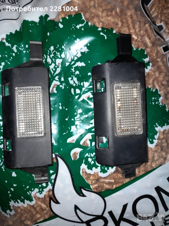 Ауди а4 б6 плафони под седалките, снимка 1