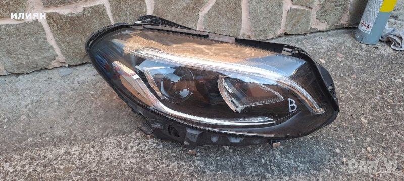 фар десен за Mercedes B-Klasse W246 FACELIFT 2015 2016 2017 2018 A2469067001 , снимка 1