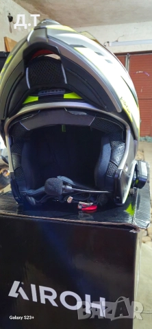 Каска Airoh-отваряема размер L, снимка 3 - Аксесоари и консумативи - 52860042