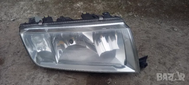 Десен фар Skoda Fabia I, снимка 1