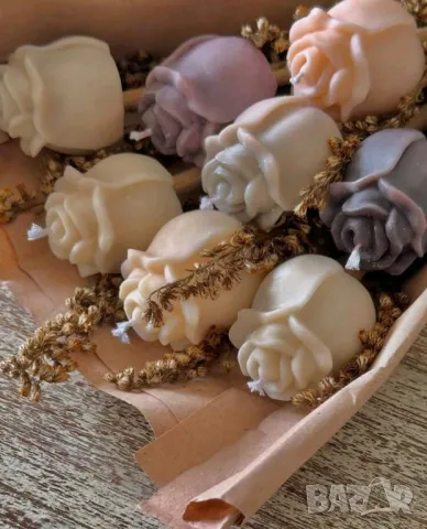 Молд разцъфнало лале 4,8 см, снимка 1