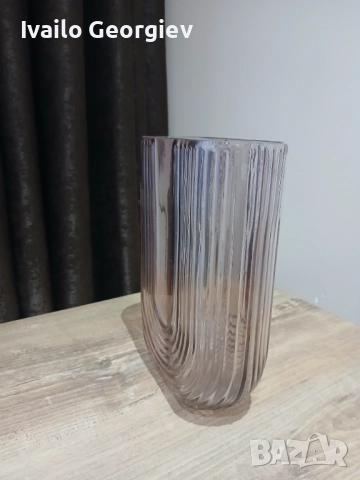 Стъклена ваза, снимка 2 - Вази - 52188236