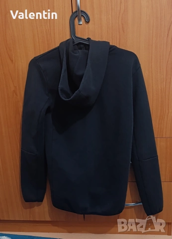 Детски Nike tech Суитшърт, снимка 2 - Детски комплекти - 53606432