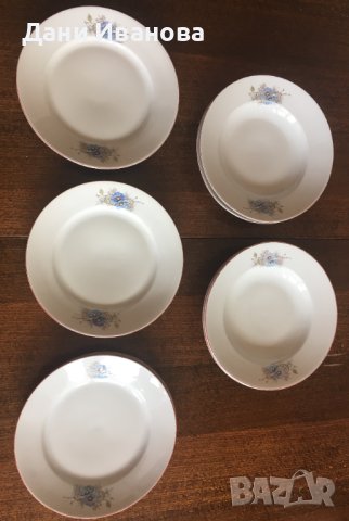 9 порцеланови чинии със сини цветя - 4 дълбоки + 5 литки, снимка 3 - Чинии - 40377106