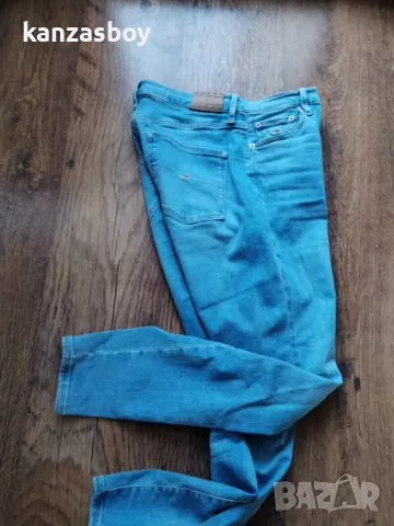 Tommy Hilfiger S Sylvia Hgh Skn - страхотни дамски дънки ЕЛАСТИЧНИ 27/28, снимка 3 - Дънки - 49247215