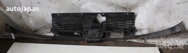 Предна решетка с емблема Пежо 206 1.4 75кс 2врати 03г Peugeot 206 1.4 75hp 2003, снимка 2 - Части - 44817857