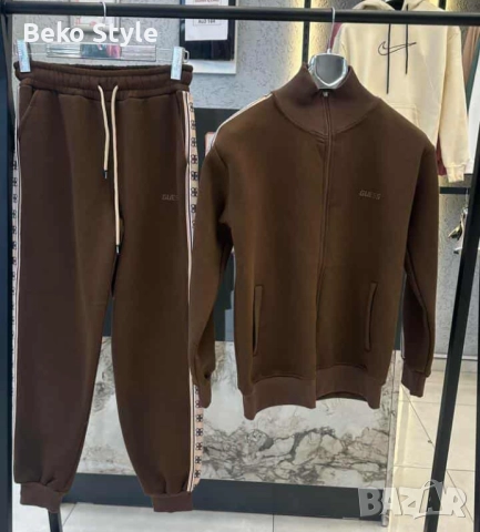 ВИДЕО НА МОДЕЛА Ватиран екип Guess в 5 цвята, снимка 3 - Спортни екипи - 52310107