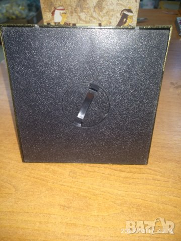 Метална касичка-пирамида,метална пирамида с часовникс египетски мотиви12\10см, снимка 5 - Аксесоари и консумативи - 42607805