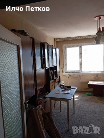 Апартамент 83 кв.м. по нотариален акт от 1984 в саниран блок, от Собственик и без Агенции!, снимка 3 - Апартаменти - 38272879