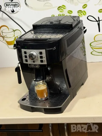 Кафемашина кафе автомат delonghi magnifica S с гаранция, снимка 2 - Кафемашини - 56015351