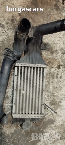 Интеркулер Opel Zafira 2.0D - 70лв, снимка 2 - Части - 42140340