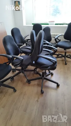 Офис стол на колеца с подлакътници с конткол на 3 позиции, снимка 6 - Столове - 42045550