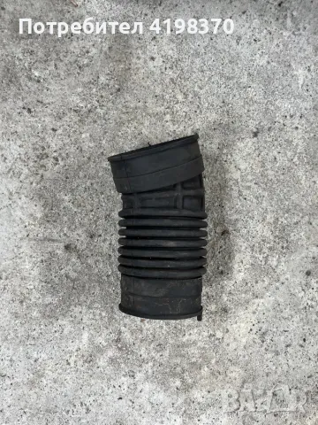 Маркуч въздушен филтър Хонда ЦРВ 2 Honda CR-V