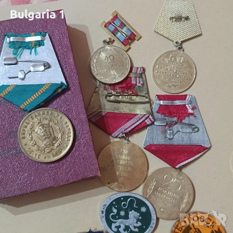 медали ордени значки, снимка 6 - Антикварни и старинни предмети - 53570984