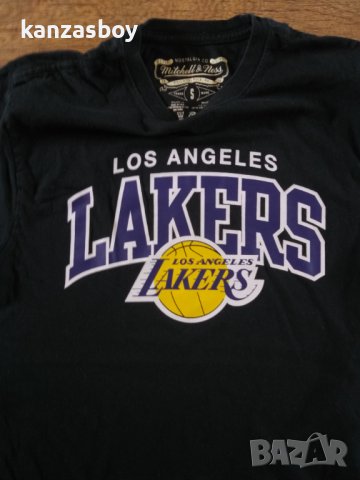 Mitchell & Ness - страхотна мъжка тениска КАТО НОВА , снимка 2 - Тениски - 41656261