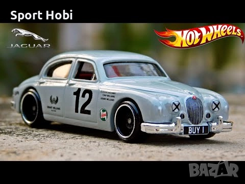 Hot Wheels Jaguar MK1 Silver Race Car, 6/10