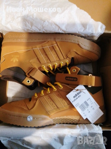 Оригинални спортни обувки ADIDAS - чисто нови !