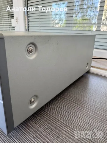 с козметични забележки по капака и малко под потенциометъра за усилване!, снимка 2 - Ресийвъри, усилватели, смесителни пултове - 50132304