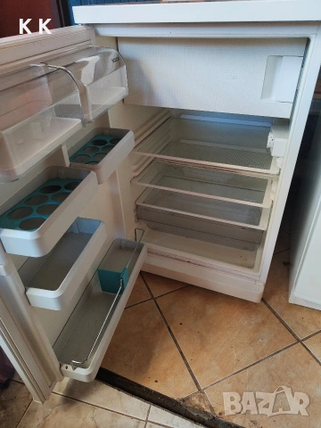 Хладилник с камера Bosch , снимка 2 - Хладилници - 53657832