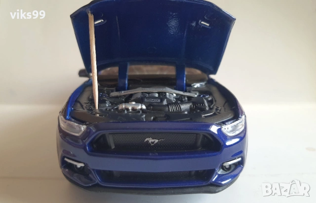 Ford Mustang GT 2015 MAISTO - Мащаб 1:24, снимка 9 - Колекции - 53860783