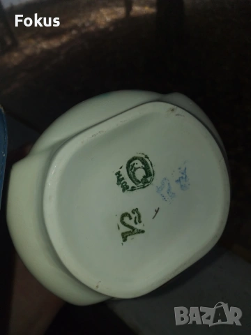 Руски порцелан две бутилки и чашка с казашки мотиви, снимка 6 - Антикварни и старинни предмети - 53453062