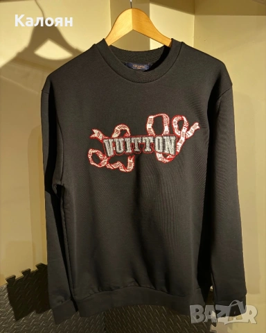 Louis Vuitton блузи