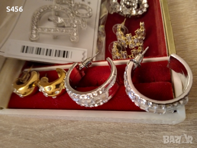 Обеци,стилни, маркови , снимка 2 - Обеци - 52320436