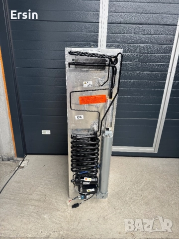 Хладилник Thetford N4142E+ (SLiM) Работи на : 12/220/газ (Свален от чисто нов Кемпер) , снимка 7 - Хладилни чанти - 45419003