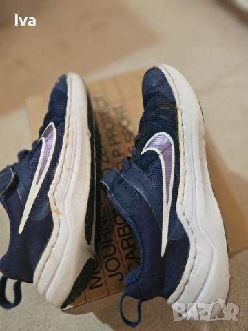 Запазени детски маратонки Nike - 30 и 33  рр, снимка 11 - Детски маратонки - 49115144