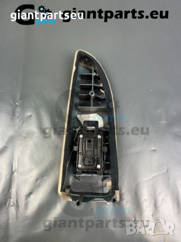 Бутон за прозорец Мерцедес Mercedes W221 , P0109553, снимка 2 - Части - 40414681