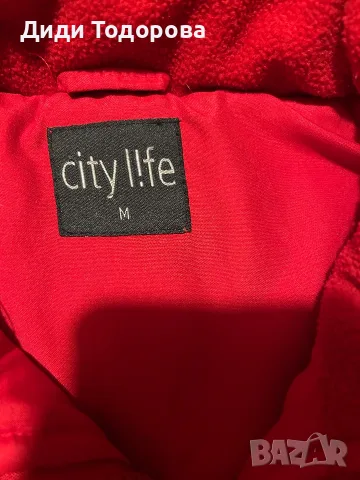 Дамски елеци – Нов бял софтшел Stenso (XXXL) и червен капитониран City Life (M), снимка 3 - Елеци - 55769716