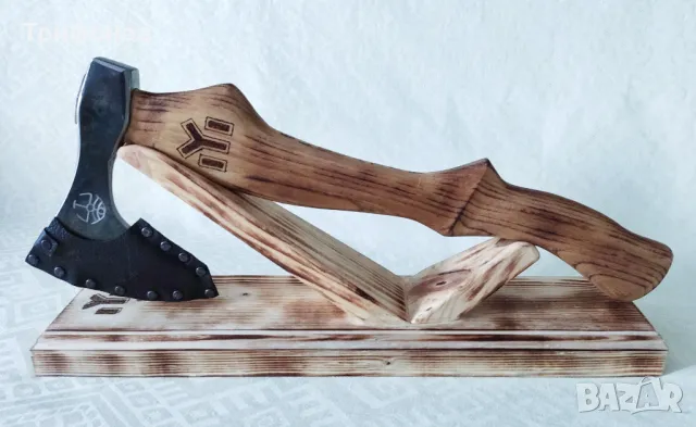 Брадва в прабългарски стил със стойка - ръчна изработка, снимка 2 - Колекции - 47546866