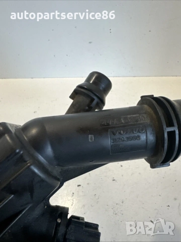 Капак на термостат за Volvo XC60 2.0D (2011) 31293556, снимка 2 - Части - 53742346