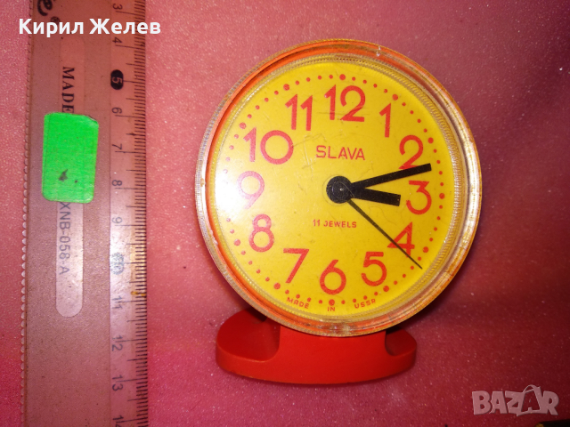 SLAVA MADE in USSR Стар КОЛЕКЦИОНЕРСКИ РУСКИ БУДИЛНИК МЕХАНИЧЕН НАСТОЛЕН ЧАСОВНИК СЛАВА СССР 31919, снимка 5 - Антикварни и старинни предмети - 44534357