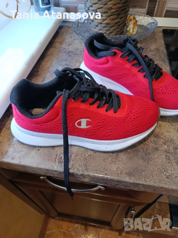 Дамски маратонки 