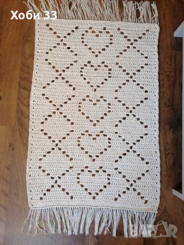 килимче изработено на една кука, снимка 2 - Други стоки за дома - 41862354