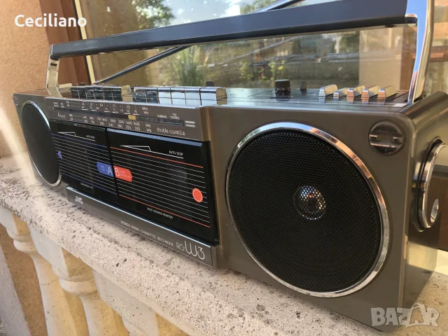 Рядък радиокасетофон JVC RC-W3LE 