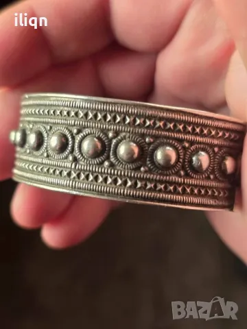 Масивна стара сребърна гривна. Ръчна изработка. , снимка 2 - Антикварни и старинни предмети - 48951964