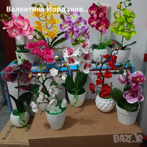 декорация с изкуствени цветя в керамична кашпа , снимка 3 - Декорация за дома - 52905756