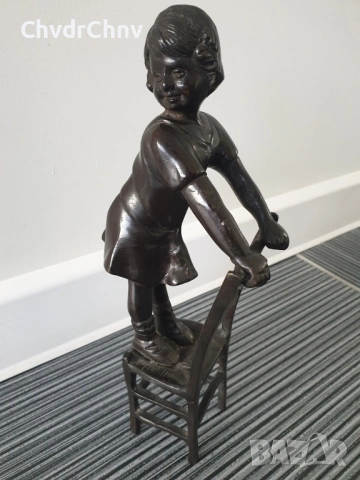 28см-2кг Juan Clara бронзова скулптура/фигура на дете върху стол/испанска статуетка