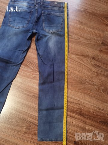 Мъжки дънки , снимка 6 - Дънки - 34591391