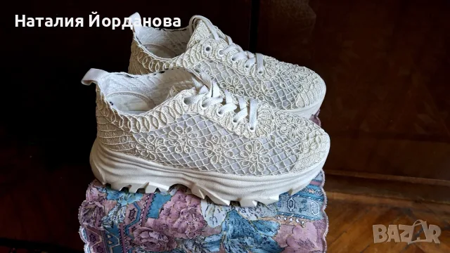 Дамски маратонки, снимка 2 - Маратонки - 56038981