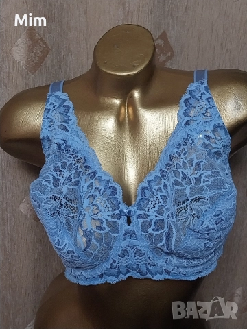  Резервирани Triumph 90 F Светло син дантелен сутиен , снимка 2 - Бельо - 51574176