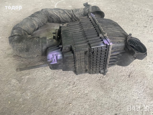 Кутия за въздушен филтър Пежо 307 HDI, снимка 4 - Части - 40955968