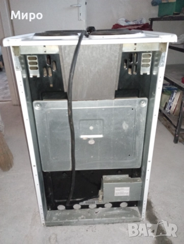 Свободно стояща готварска печка , снимка 2 - Печки, фурни - 52926047