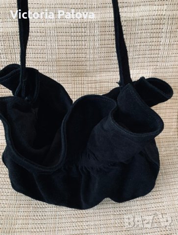 Мека велурена чанта, снимка 2 - Чанти - 41476355