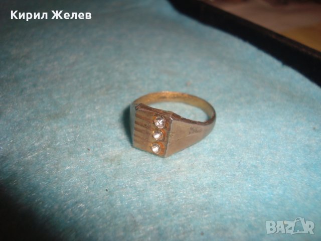 СТАР БРОНЗОВ СКЪПОЦЕНЕН ПРЪСТЕН с 3 ФАСЕТИРАНИ ЦИРКОНА МАЙСТОРСКА ЮВЕЛИРНА ИЗРАБОТКА 26818, снимка 7 - Антикварни и старинни предмети - 34840675