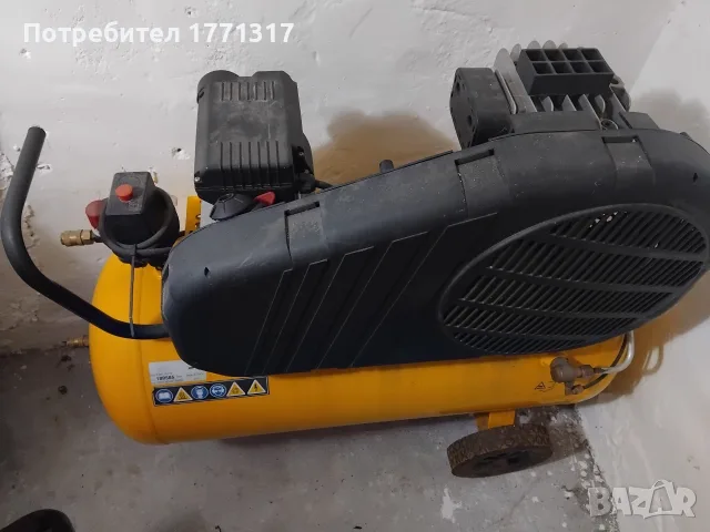 Компресор STANLEY