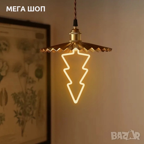 Коледна декоративна LED крушка – топла светлина, две форми: Звезда или Елха, снимка 3 - Декорация за дома - 52643300