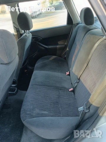 Ford Focus 1.8TDI 90hp Clima-Отличен!, снимка 9 - Автомобили и джипове - 53063492